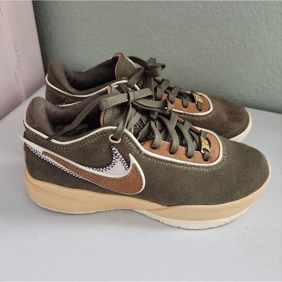 Nike Lebron XX Olive and Tan Low Top Suede Sneakers MEN'S 5 WOMEN'S 7 - Picture 1 of 7